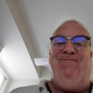 Meet your Posher, Scott